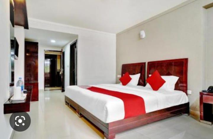 Hotel Aec Residency Alappuzha Exterior foto