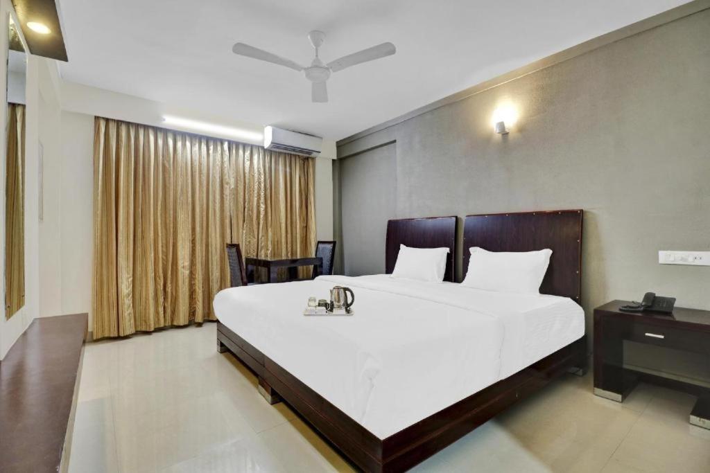 Hotel Aec Residency Alappuzha Exterior foto