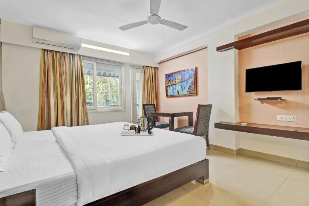 Hotel Aec Residency Alappuzha Exterior foto